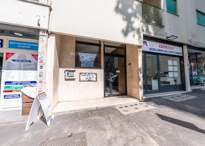 New Cozy Apt, Close To Downtown Appartamento Roma