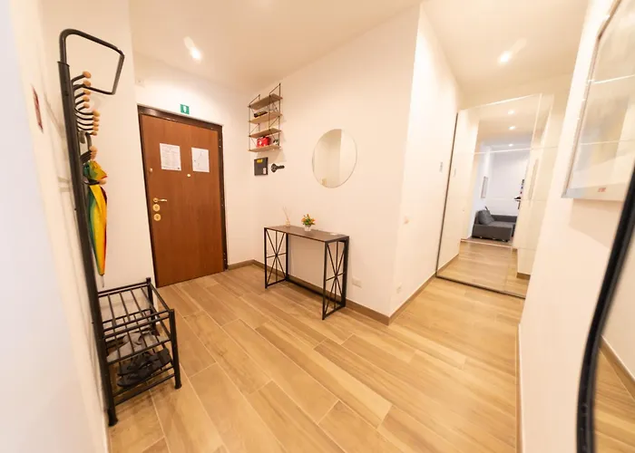 New Cozy Apt, Close To Downtown * Roma