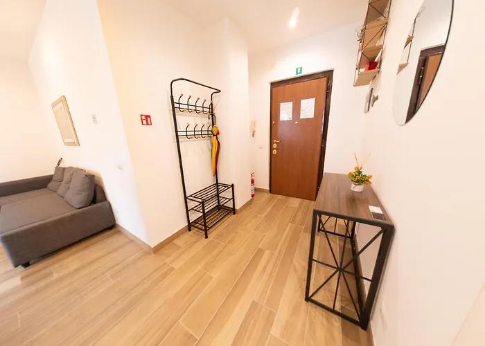 Appartamento New Cozy Apt, Close To Downtown
