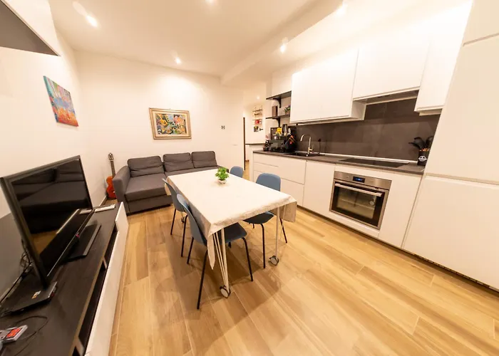 New Cozy Apt, Close To Downtown *
